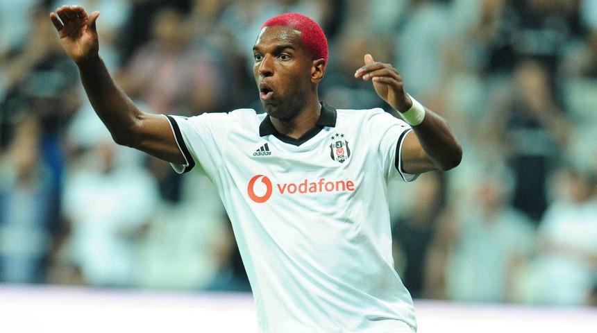 Beşiktaş, Ryan Babel ile sözleşme uzatıyor
