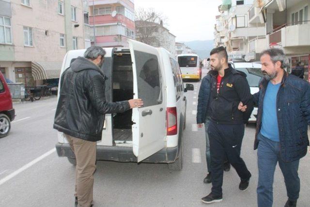 Gemlik Polisinden Uyuşturucu Ve Silah Operasyonu