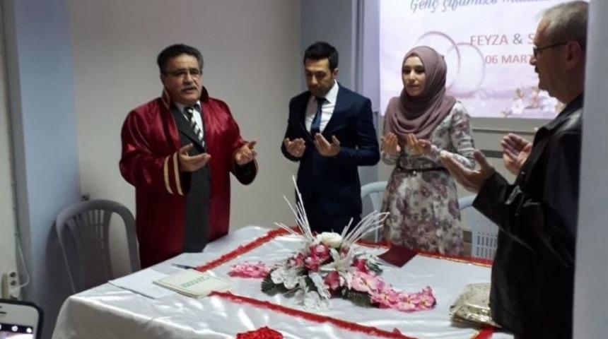 Niksar&rsquo;da M&uuml;ft&uuml; İlk Kez Nikah Kıydı