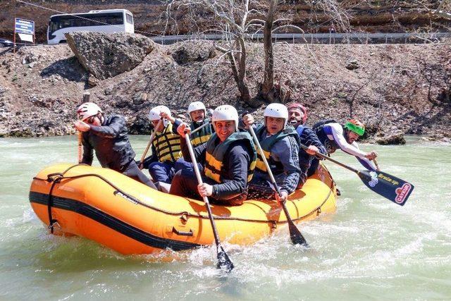 İç Anadolu’nun İlk Rafting Takımı Yahyalı’da Kuruldu