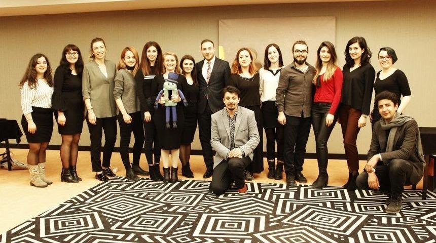 Gen&ccedil;ler M&uuml;lakat Sim&uuml;lasyonu İle Tecr&uuml;be Kazandılar