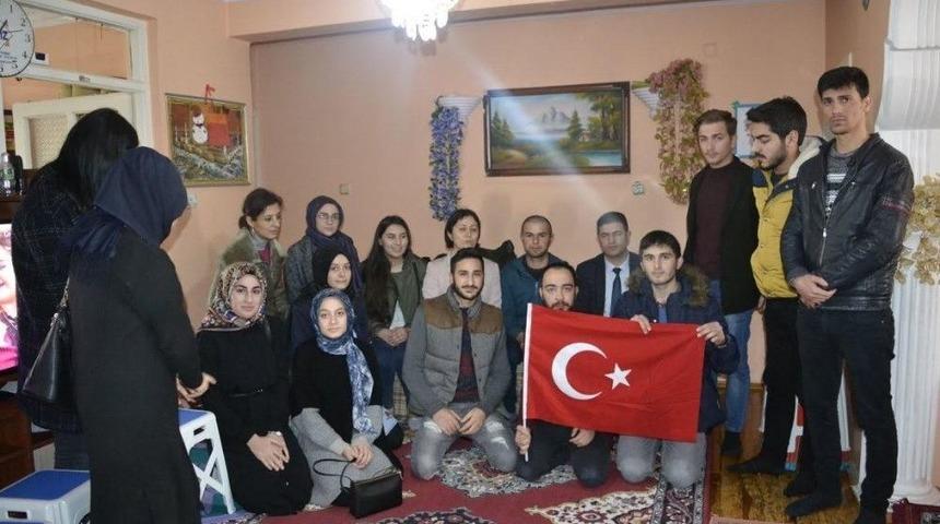 &Ouml;ğrenciler Afrin Gazisi Askeri Ziyaret Etti