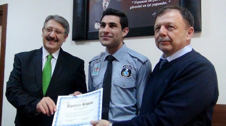 G&uuml;venlik G&ouml;revlisinin Hassasiyeti