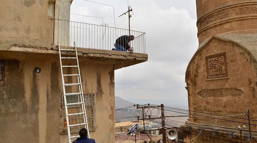 Mardin İtfaiyesi G&uuml;vercin Kurtardı