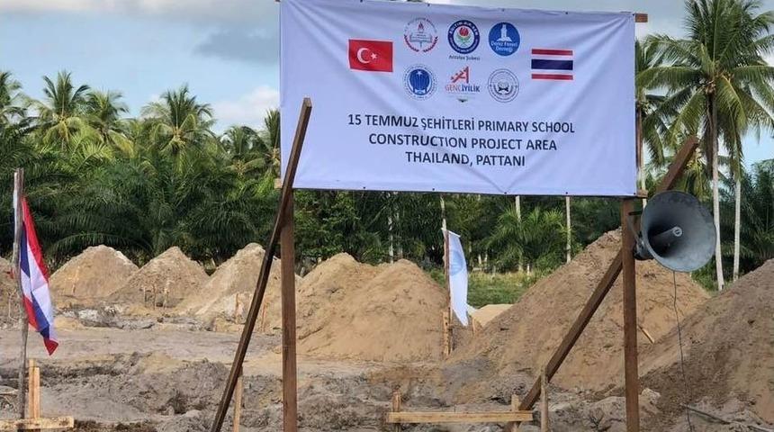 Patani&rsquo;de Okul Temeli Atıldı