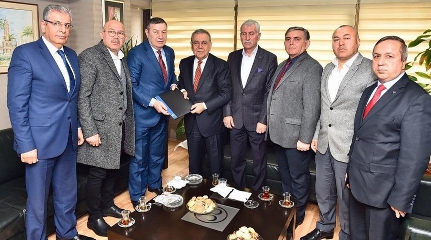 İzmir İ&ccedil;in &lsquo;tek Y&uuml;rek&rsquo;