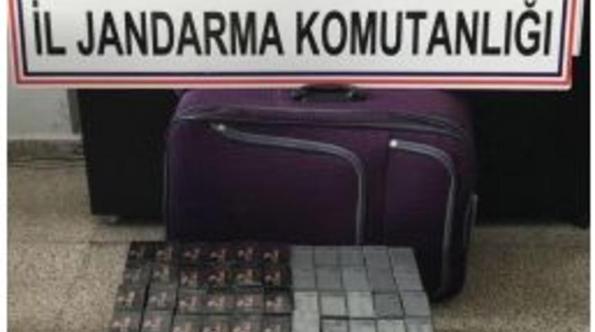 Başkale&rsquo;de 800 Paket Ka&ccedil;ak Sigara Ele Ge&ccedil;irildi