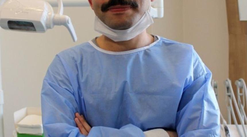 Diş Taşı Ağız Sağlığını Olumsuz Etkiliyor