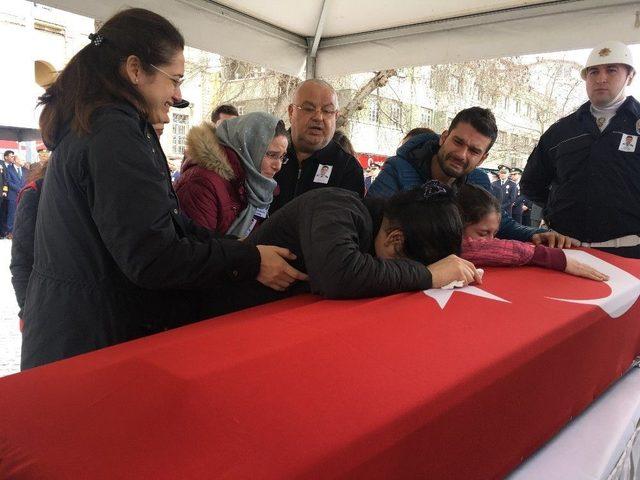 Gbt Sorgulamasında Şehit Olan Polisin Töreninde Gözyaşları Sel Oldu