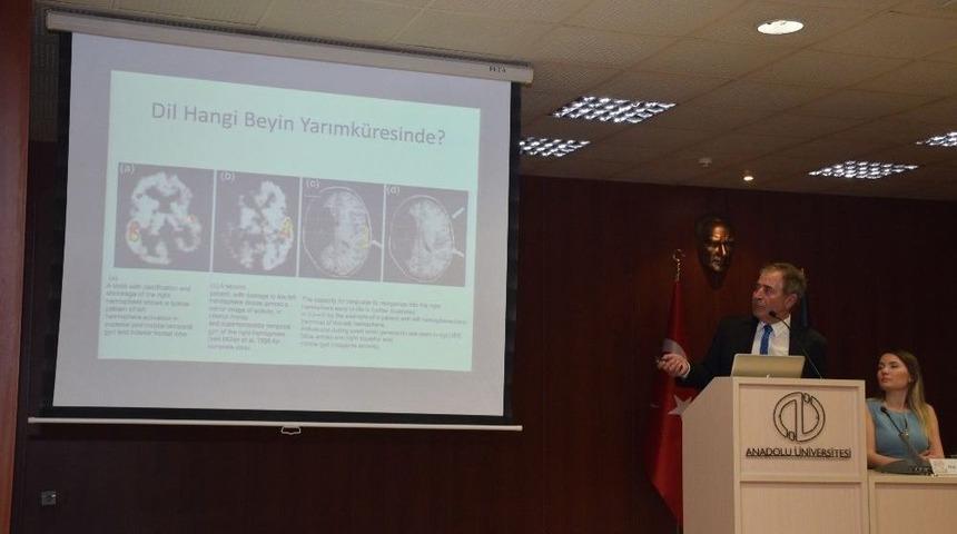 Anadolu &Uuml;niversitesinde &lsquo;2. Dil-beyin Sempozyumu&rsquo;