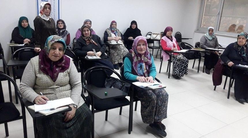 Ko-mek&rsquo;ten Okuryazarlık Kampanyasına Tam Destek