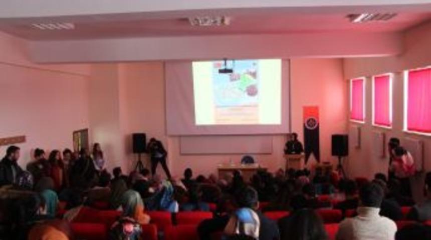 Ar&uuml;&rsquo;de "ardahan&rsquo;da N&uuml;fus Hareketleri" Adlı Konferans D&uuml;zenledi