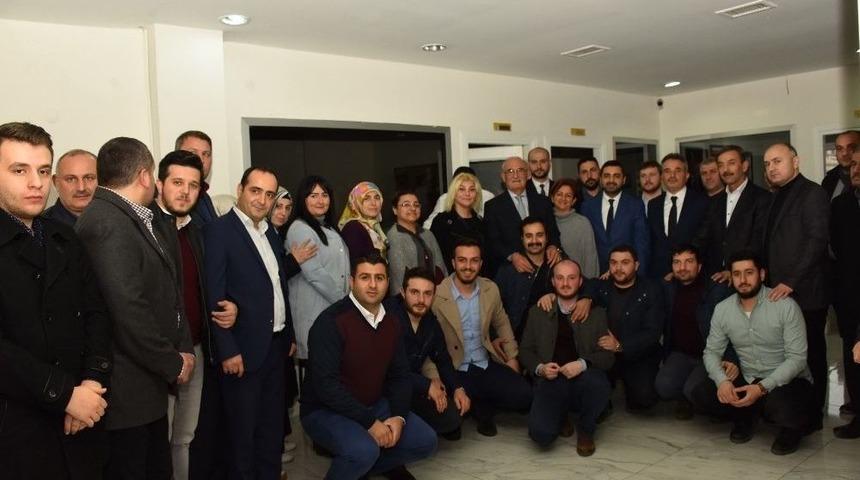 Yılmaz: &ldquo;millete Hizmet Yolunda Ak Kadrolar El Ele&rdquo;