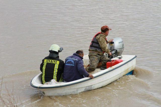 Edirne’de Köpek Kurtarma Operasyonu