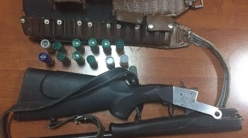 Besni İl&ccedil;esinde Silah Ele Ge&ccedil;irildi