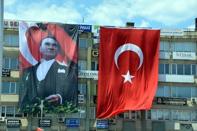 Aliağa’da 15 Temmuz Etkinliklerine Yoğun İlgi