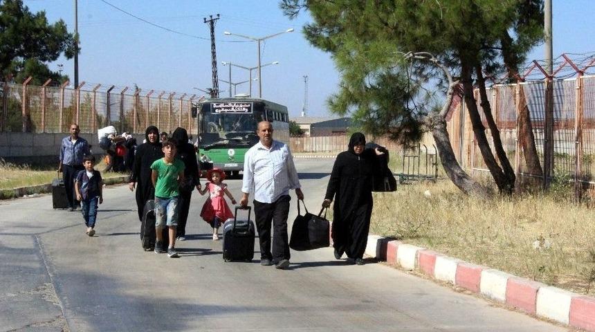 Ramazan Bayramını &Uuml;lkesinde Ge&ccedil;iren 40 Bini Aşkın Suriyeli D&ouml;n&uuml;ş Yaptı