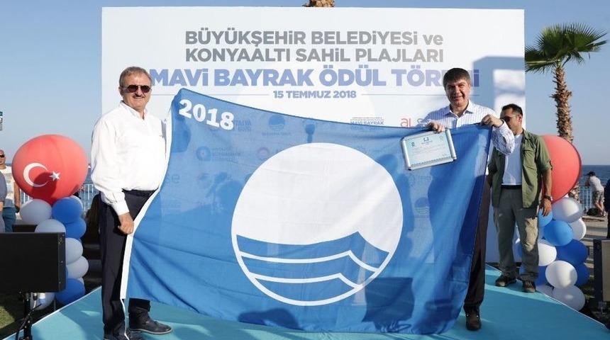 Konyaaltı Sahili Mavi Bayrakla Taçlandı