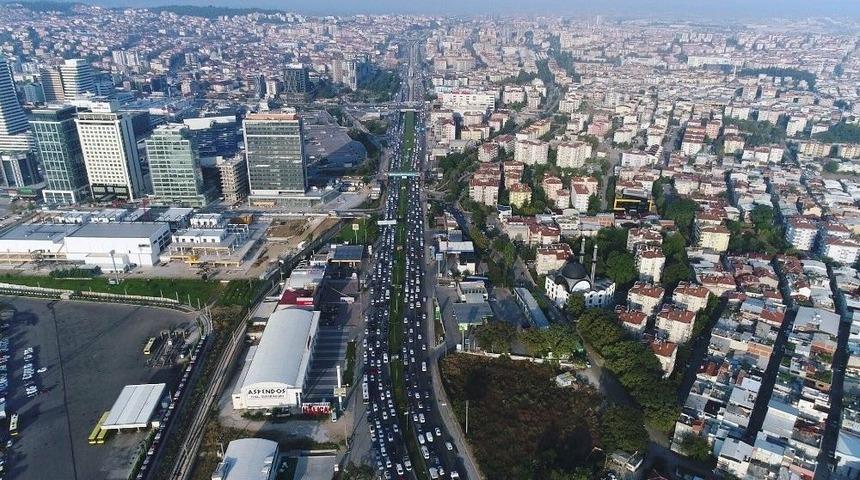 En &Ccedil;ok İstanbul&rsquo;da, En Az Ardahan&rsquo;da S&uuml;r&uuml;c&uuml; Var