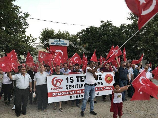 Ayvacık’ta 15 Temmuz Demokrasi Yürüyüşü