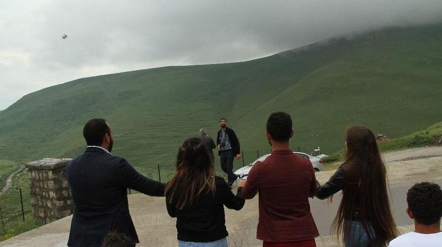 Karadağ’a Yansıyan Atatürk’ün Silüeti Bulut Engeline Takıldı