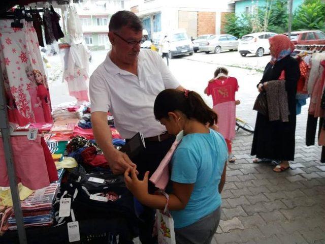 Başkan Duymuş, Pazar Esnafı İle Bir Araya Geldi