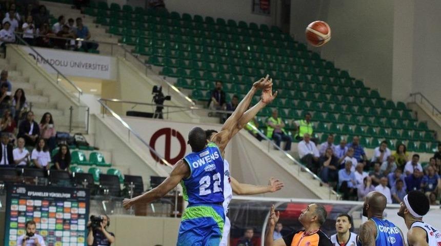 Kul&uuml;pler K&uuml;&ccedil;&uuml;lmeye Gitmek Zorunda Kalıyor