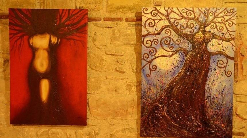 &rsquo;ağa&ccedil; Ve Kadınlar&rsquo; Fotoğraf Ve Resim Sergisi Kuşadası&rsquo;nda A&ccedil;ıldı