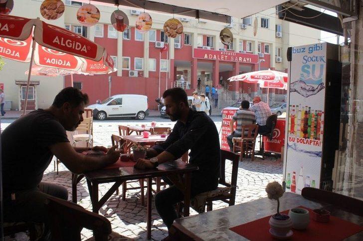 Gözü Dönmüş Hırsızlar Adliye Karşısındaki İş Yerini Soydu G1