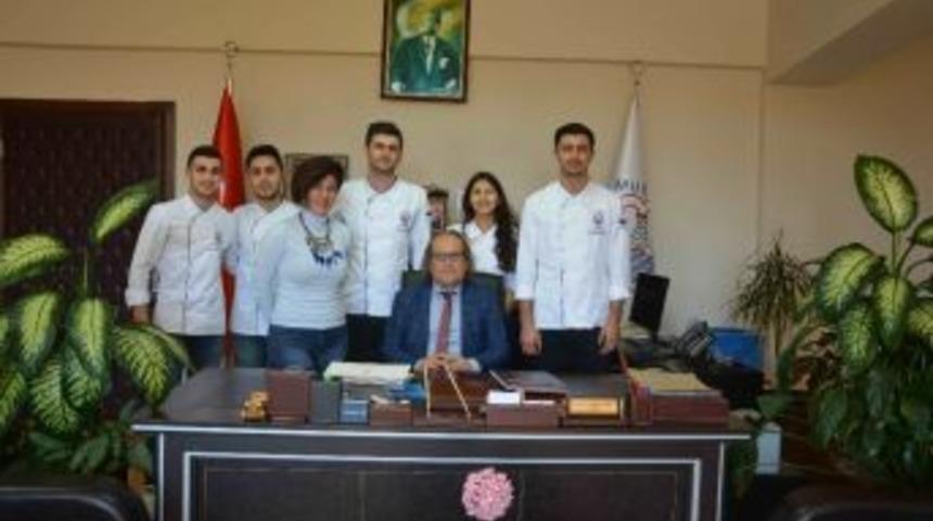 Ortacalı Aş&ccedil;ılar Madalyalarla D&ouml;nd&uuml;