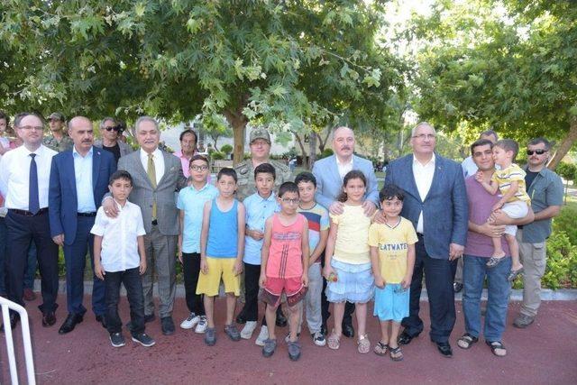 Osmaniye’de Şehit Ömer Halisdemir Meydanı Törenle Açıldı