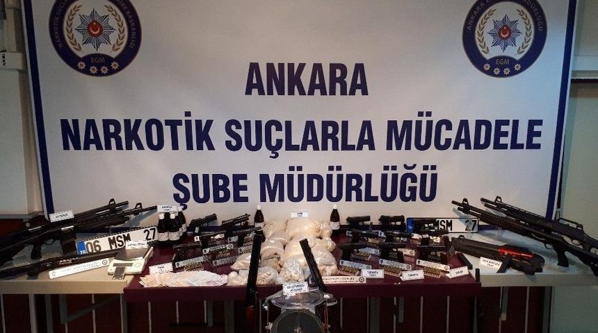 Dev Operasyonla G&ouml;zaltına Alınan 84 Kişi Adliyeye Sevk Edildi