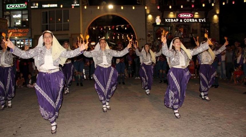 Tepebaşı Belediyesi Halk Oyunları Ekibi, Avanos Halk Şenlikleri&rsquo;ne Katıldı