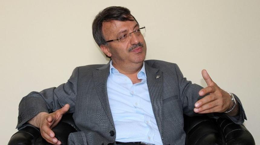 Başkan T&uuml;rkmenoğlu: &ldquo;yerel Se&ccedil;imlerde Hedefimiz Vanlının G&ouml;nl&uuml;ne Girmek&rdquo;