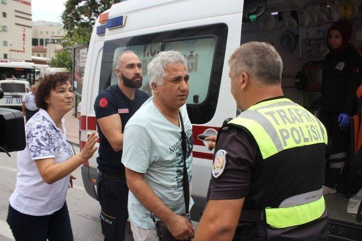 Kocaeli’de 3 Araç Birbirine Girdi: 4 Yaralı G5