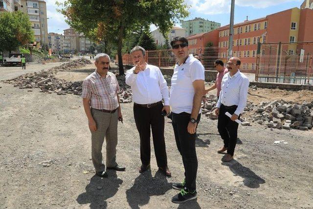 Başkan Palancıoğlu Yol Çalışmalarını İnceledi