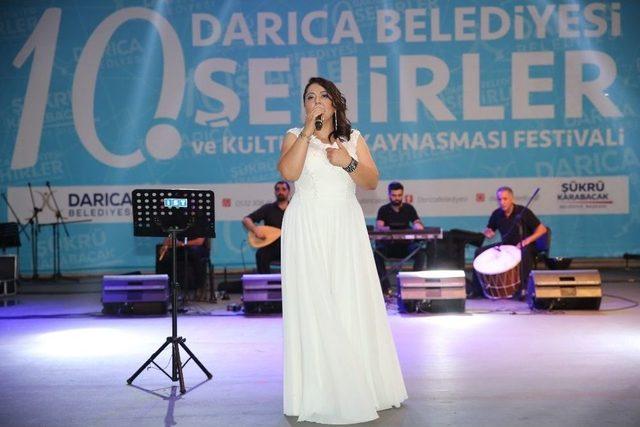 Darıca’da Sahnesi Ağrı Ezgileriyle Yankılandı