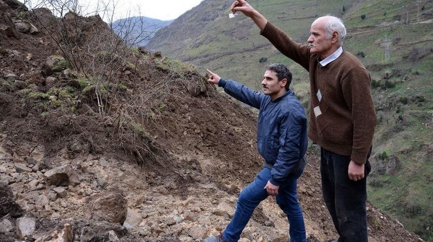 Ordu&rsquo;da Heyelan Fındık Bah&ccedil;esini Yok Etti