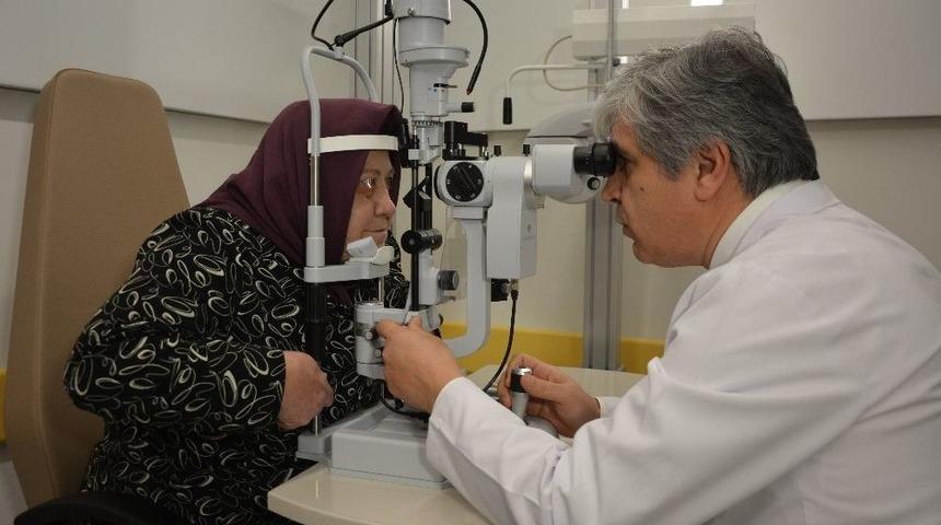 Oturarak Katarakt Operasyonu