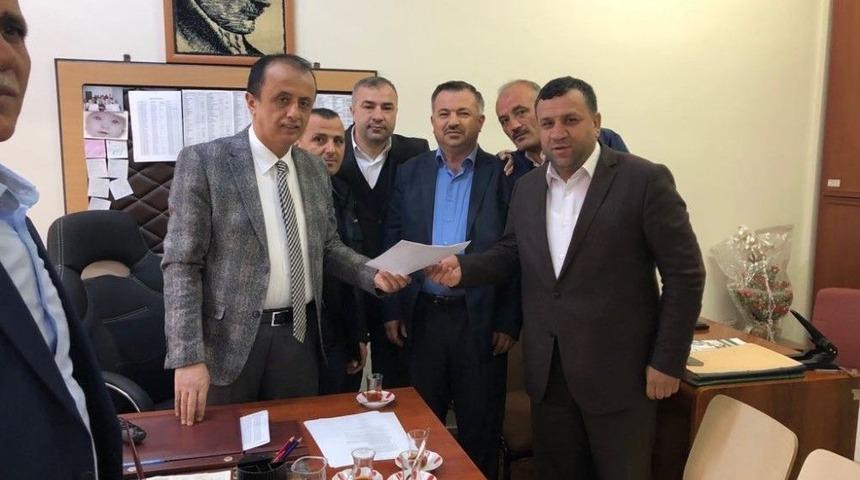 Vezirköprü’de Kurt Mazbatasını Aldı