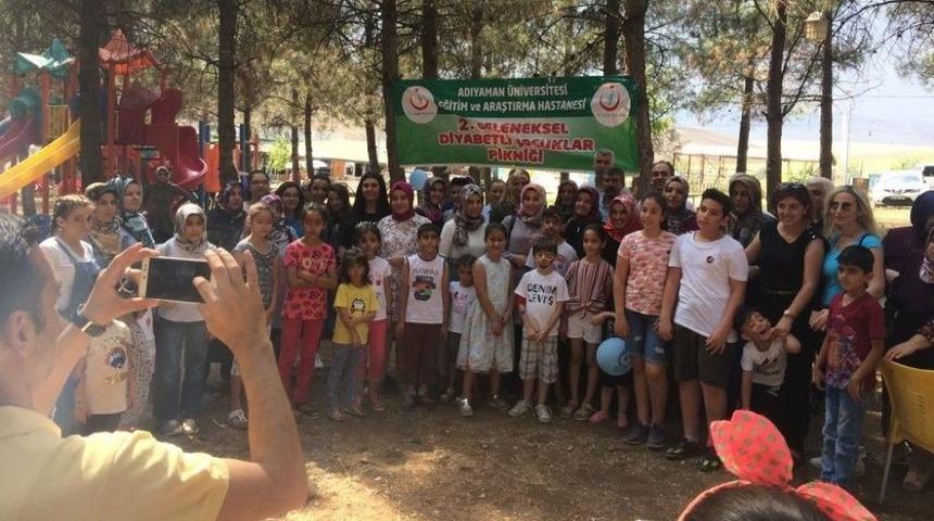 Diyabetli &Ccedil;ocuklar Piknikte Buluştu