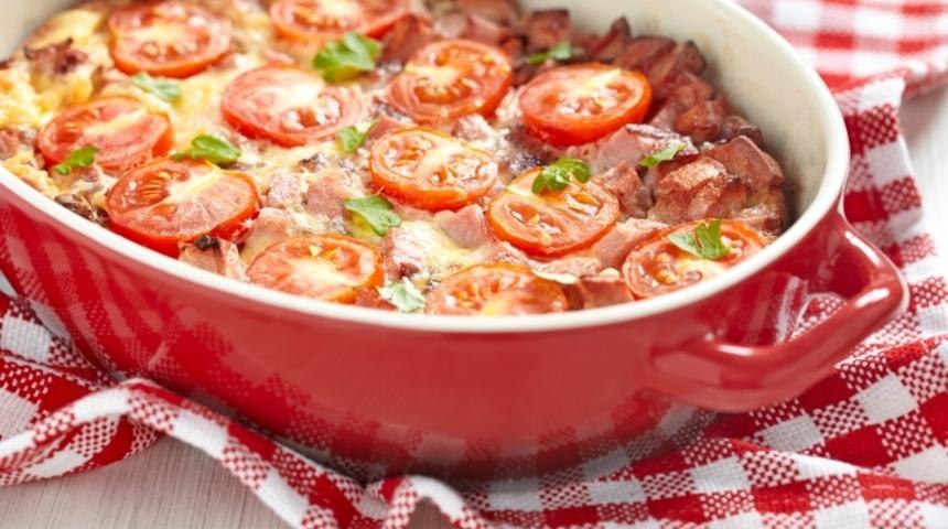 Fırınlanmış Macar Salamlı Omlet