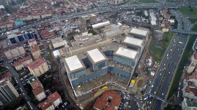 (özel) Okmeydanı Eğitim Ve Araştırma Hastanesi’nde Yenilenen Binasındaki Son Durum Havadan Görüntülendi