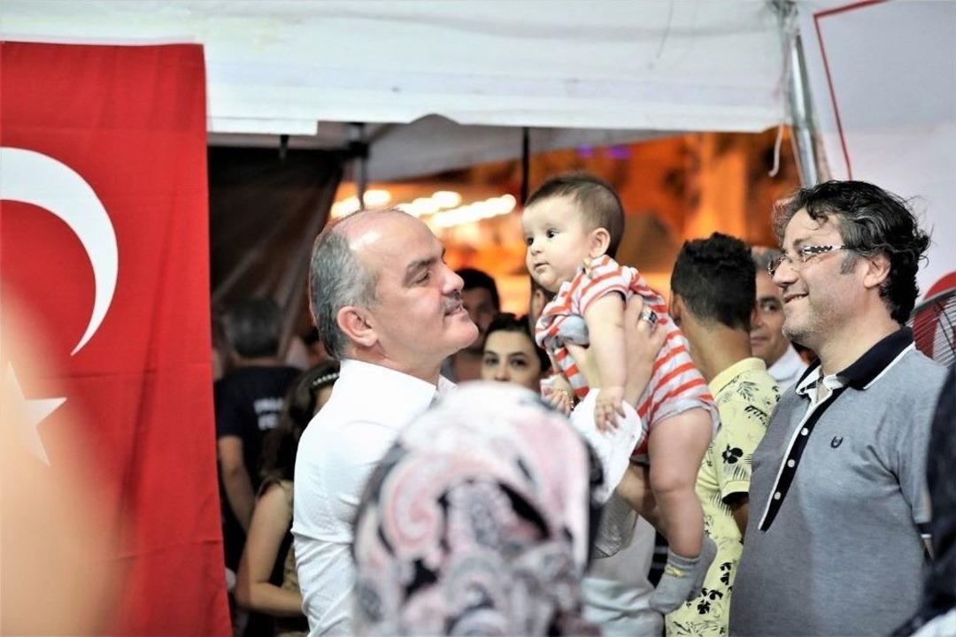 Pamukkale Belediye Başkanı H&uuml;seyin G&uuml;rlesin: