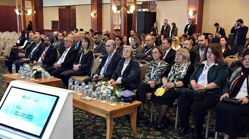 Atatürk Üniversitesinin Düzenlediği 1. Uluslararası Koruyucu Diş Hekimliği Kongresi Başladı