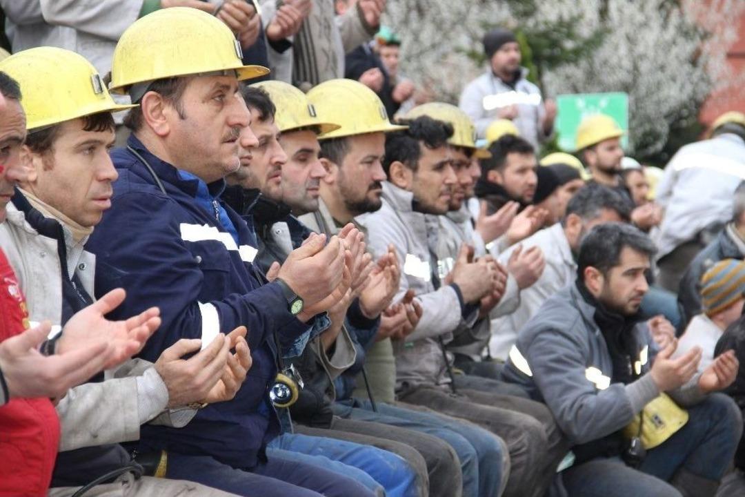 35 Yıl &Ouml;nceki Grizu Faciasında &Ouml;len 103 Madenci Dualarla Anıldı