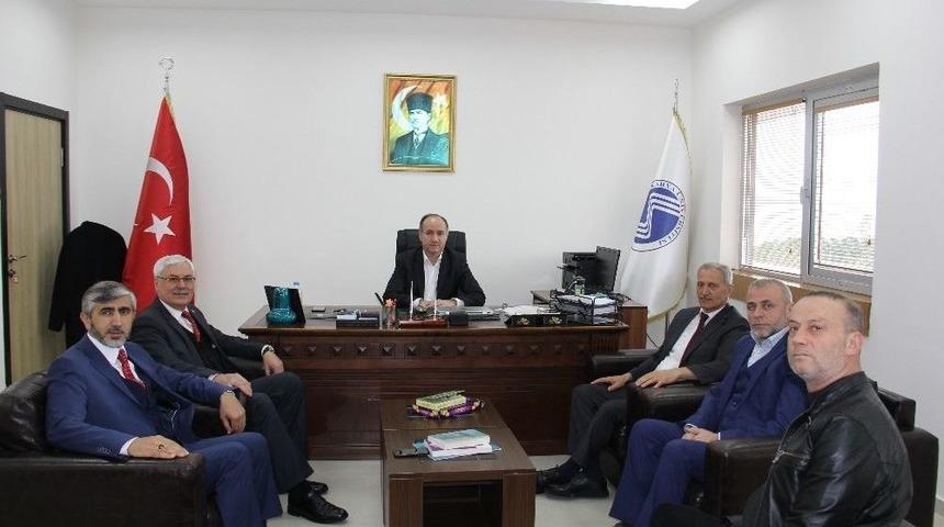 Başkan Dişli&rsquo;den Sa&uuml; İlahiyat Fak&uuml;ltesi Dekanı Bostancı&rsquo;ya Ziyaret