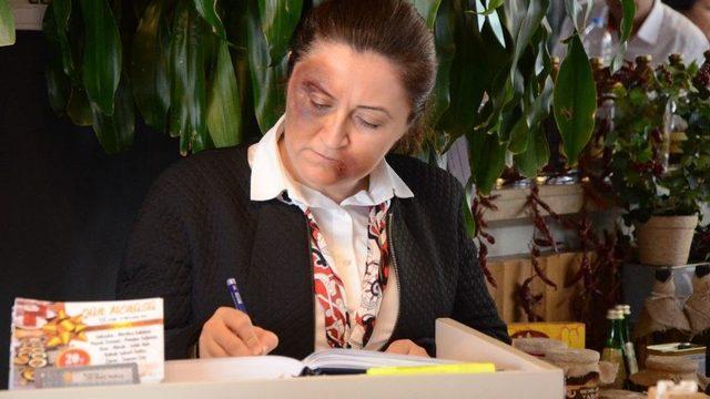 Restauranta Girenler Çalışanların Halini Görünce Şaşırdı Kaldı