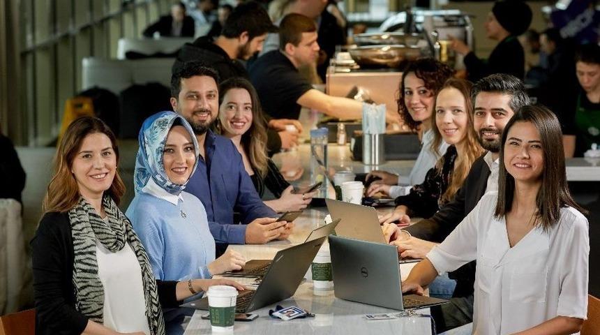 Turkcell&rsquo;den Kariyer Yolunda İlerleyen T&uuml;m Kadınlara Destek