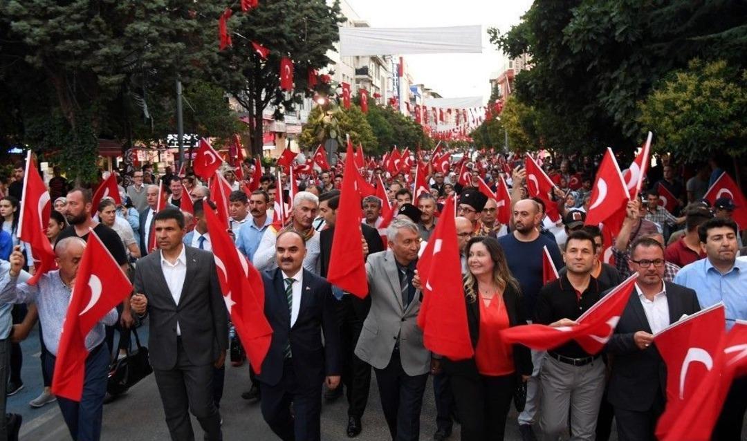 Isparta&rsquo;da 15 Temmuz Şehitleri&rsquo;ni Anma, Demokrasi Ve Milli Birlik G&uuml;n&uuml; T&ouml;renleri